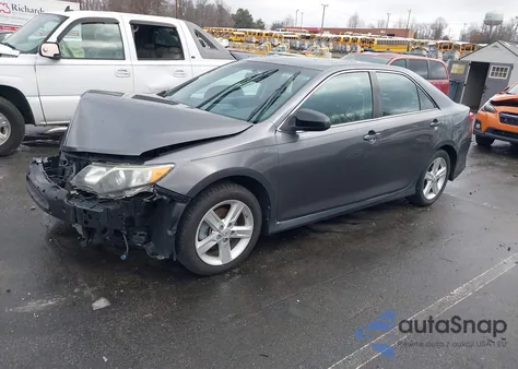 2014 Toyota Camry Se z USA, uszkodzony, nr VIN 4T1BF1FK6EU865251